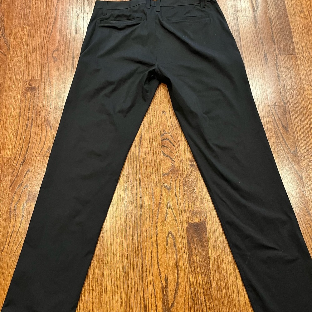 Rhône commuter classic fit pant - black
